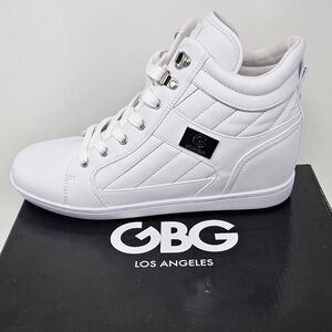 GBG Los Angeles Women's White Quilted Sneakers